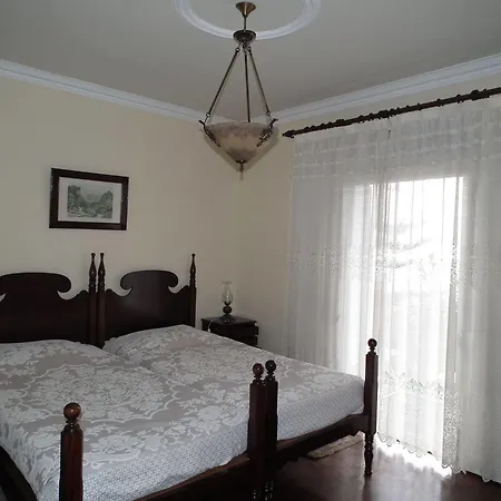 A Casa Do Caseiro בית הארחה 2*
