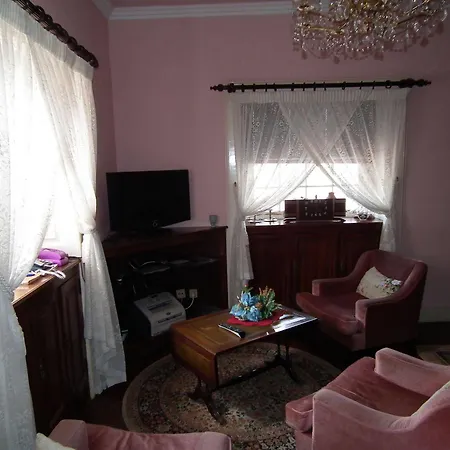 A Casa Do Caseiro בית הארחה פונשל